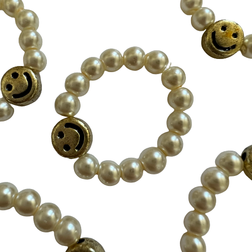 Gold Smiley Face Pearl Ring