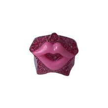 Load image into Gallery viewer, Pink Lips Star Ring
