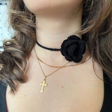 Load image into Gallery viewer, Black Crochet Rose Choker
