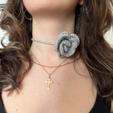 Load image into Gallery viewer, Grey Crochet Rose Choker
