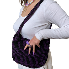 Load image into Gallery viewer, Wave Bag - Purple and Black
