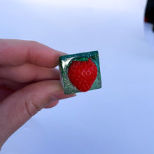 Load image into Gallery viewer, Strawberry Glitter Ring
