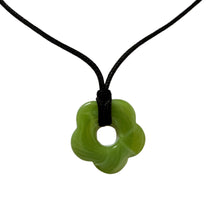 Load image into Gallery viewer, Green Flower Necklace
