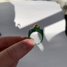 Load image into Gallery viewer, Glitter Green Heart Gold Stud Ring
