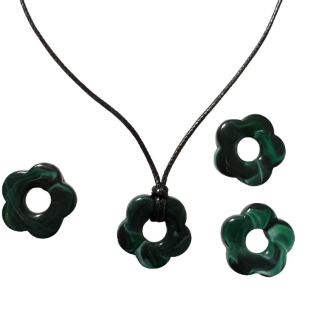 Dark Green Flower Necklace